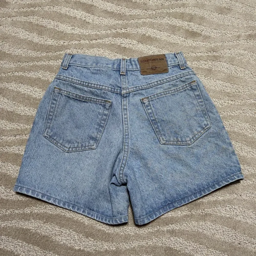 Vintage 90s London Jean Women’s Sz 6 Mom Blue Jean Shorts Made In USA 26x4